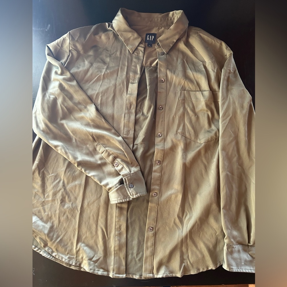GAP Olive Green Long-Sleeve Button-Up Blouse in Satin